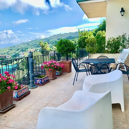 - The Stone On The Sea Villa